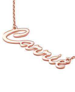 collier classique avec nom en or rose