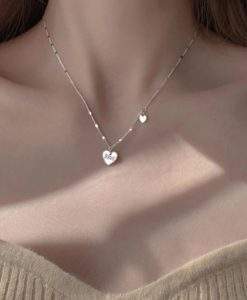 Collier medaille love argent