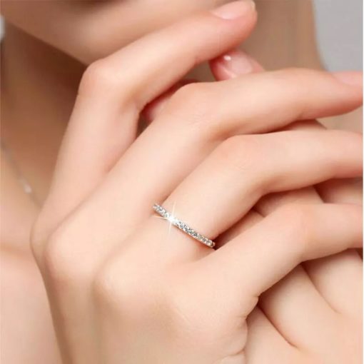 bague fine avec oxydes de zirconium argent femme